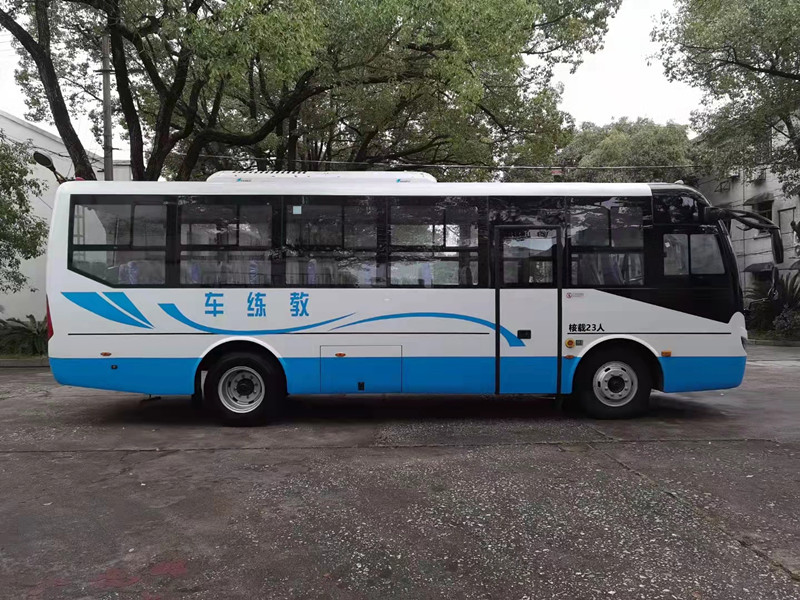 A1大客教練車 程力集團三十六分公司專業(yè)之選，鑄就駕駛精英之路
